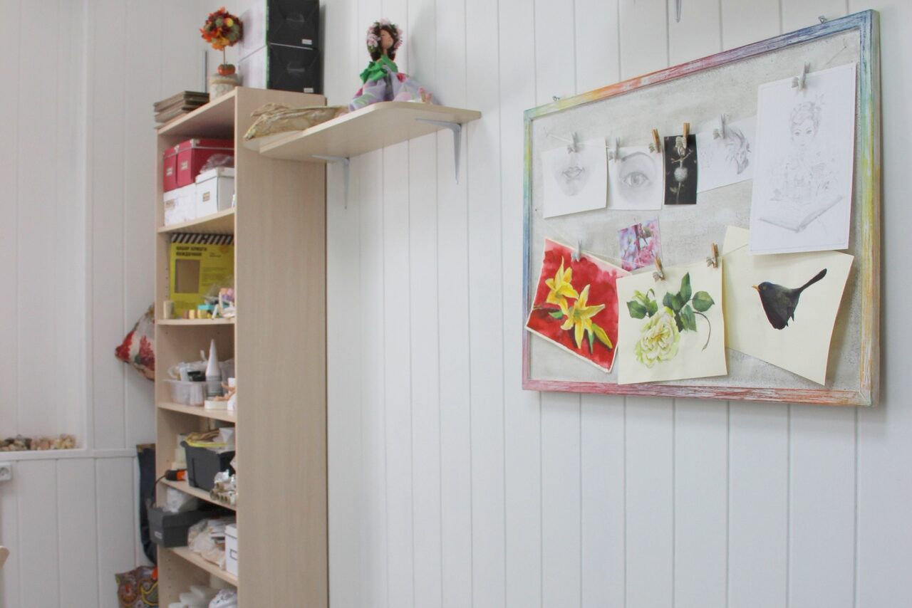 Арендовать Gerts Studio Светлая студия с мальбертами