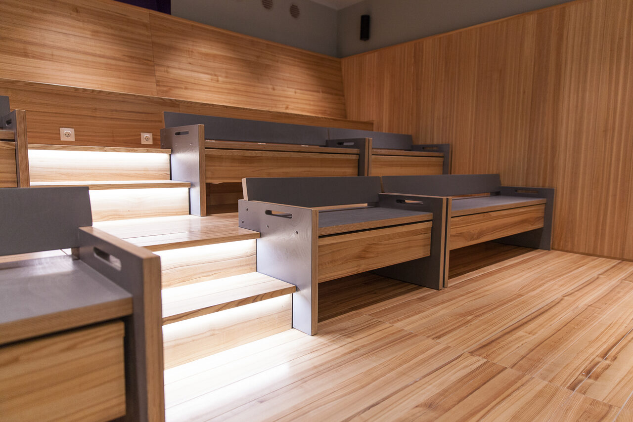 Арендовать Lightbox Loft Стильный конференц-зал в Куркино