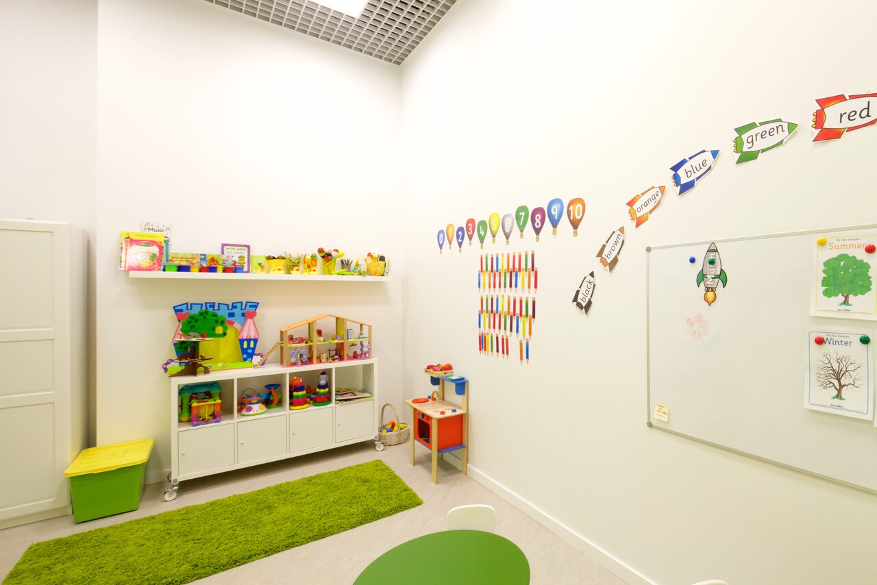 Арендовать Jolly Polly Детский зал с игрушками