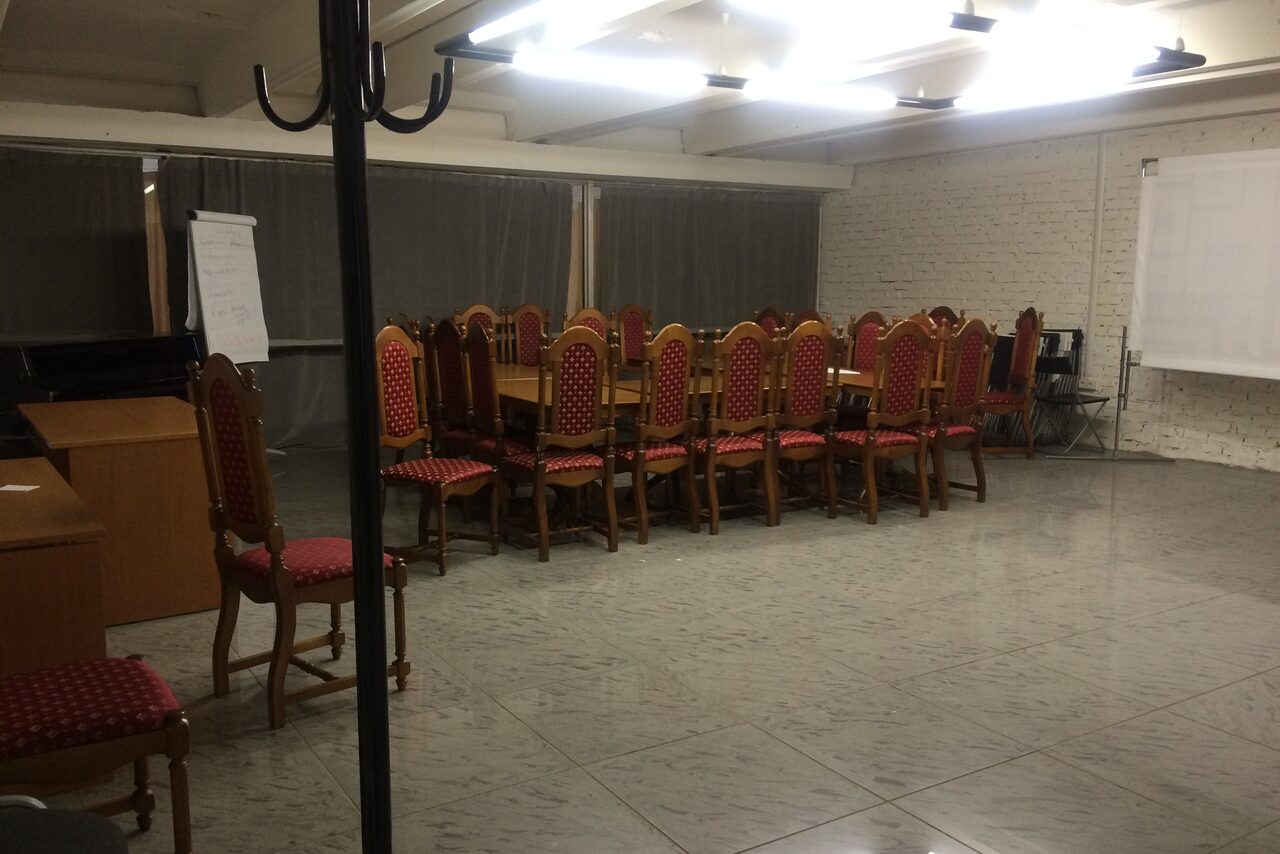 Арендовать Атмосфера Лофтовый зал на Преображенке