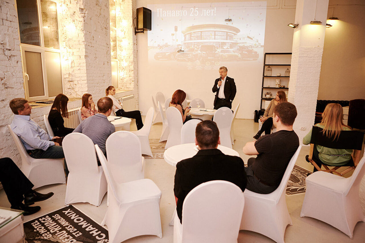 Арендовать 3f-loft Двухэтажный белый лофт 