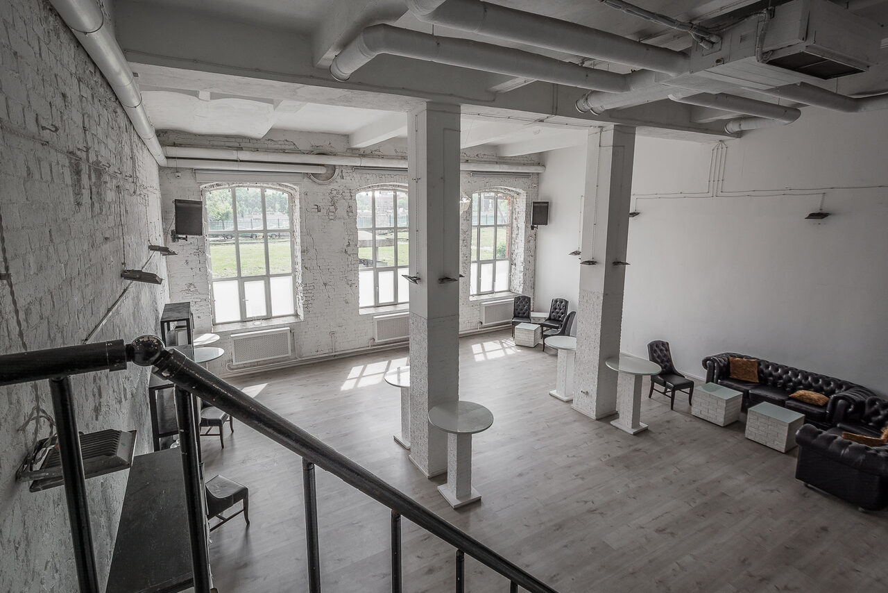 Арендовать 3f-loft Двухэтажный белый лофт 