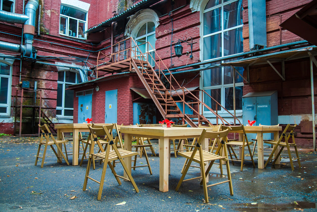 Арендовать Лофт Аил Лофт с летней верандой и фонтаном