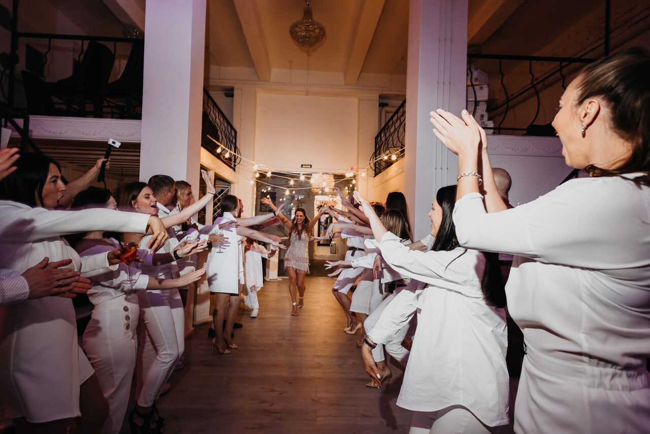 Арендовать 3f-loft Лофт-пространство в белом кирпиче