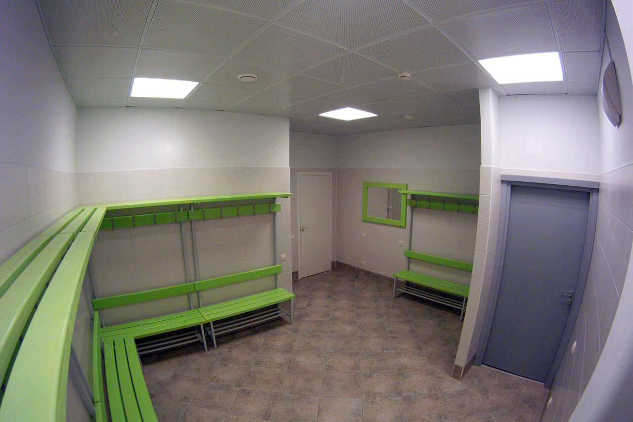 Арендовать Фабрика футбола Спортивная площадка с наливным покрытием