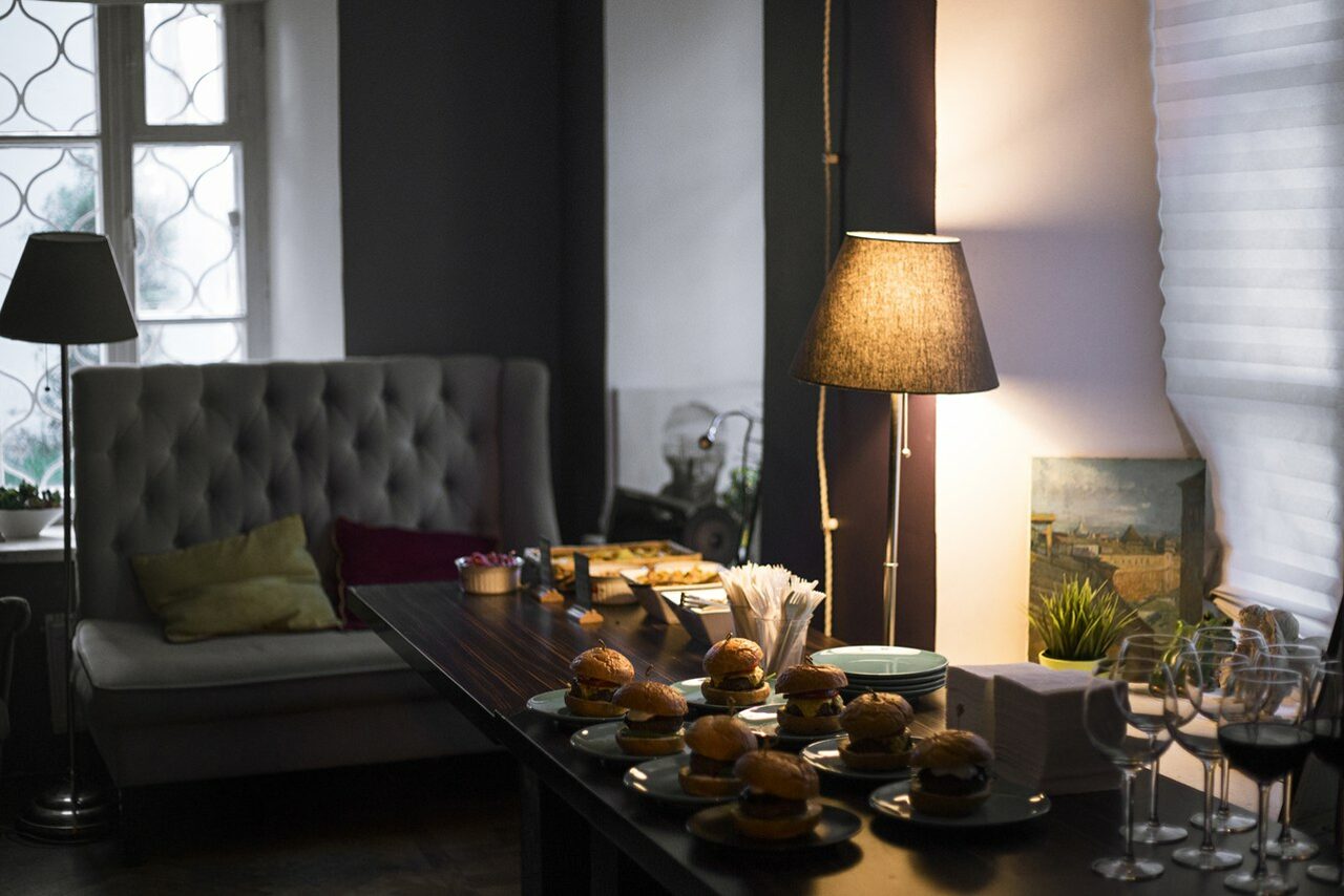 Арендовать Lemon Haze Лофт-особняк в центре Москвы