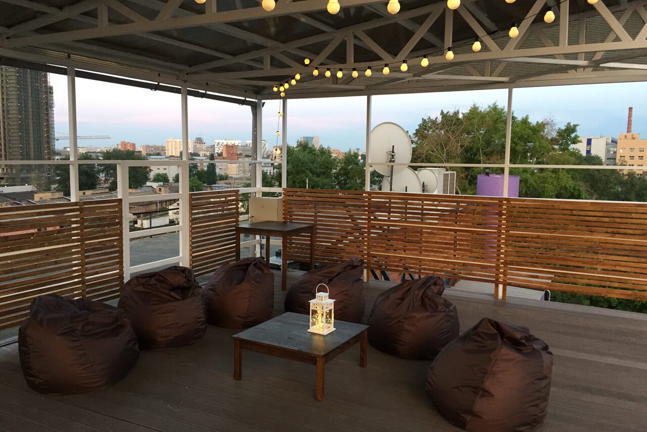 Арендовать Крыша для мероприятия на Дизайн-Заводе Флакон