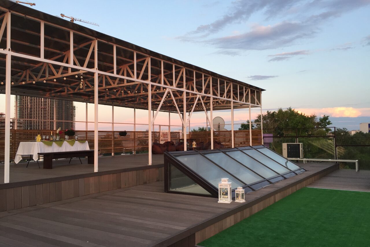 Арендовать Крыша для мероприятия на Дизайн-Заводе Флакон