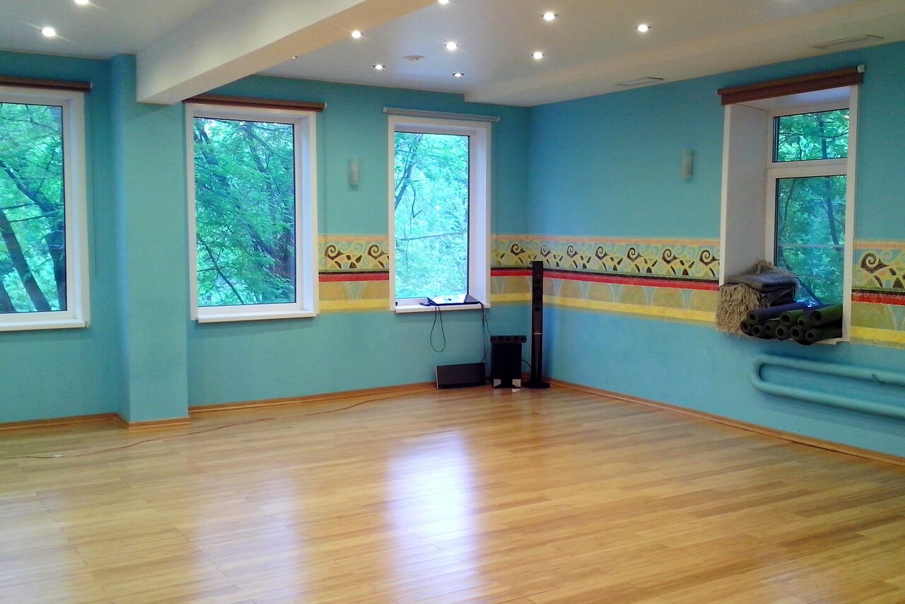 Арендовать Семейный центр интегрального развития "Древо Зал с зеркалами