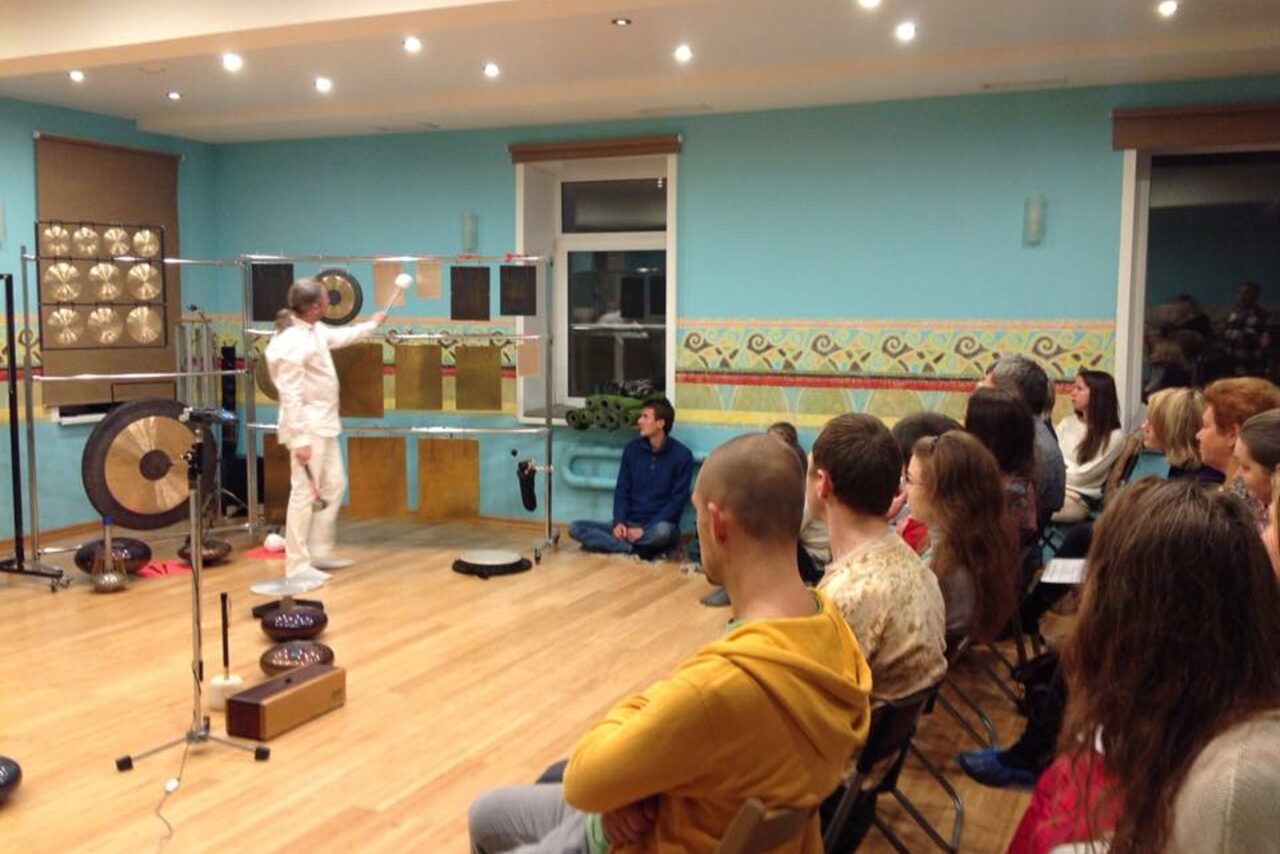 Арендовать Семейный центр интегрального развития "Древо Зал с зеркалами