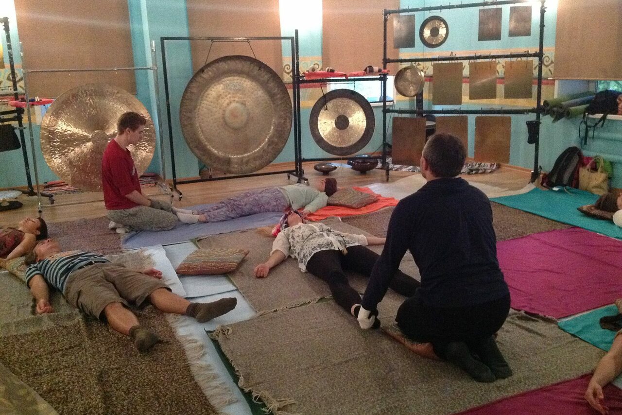 Арендовать Семейный центр интегрального развития "Древо Зал с зеркалами