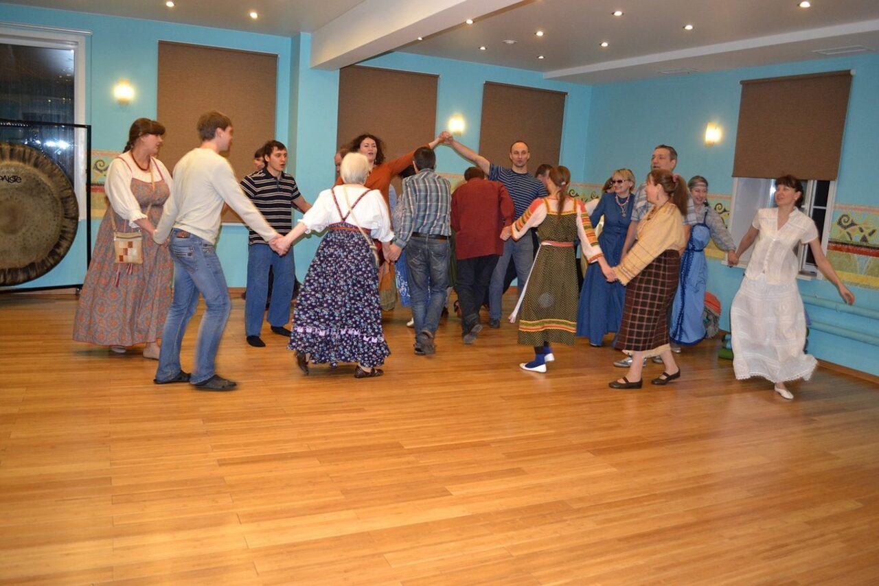 Арендовать Семейный центр интегрального развития "Древо Зал с зеркалами