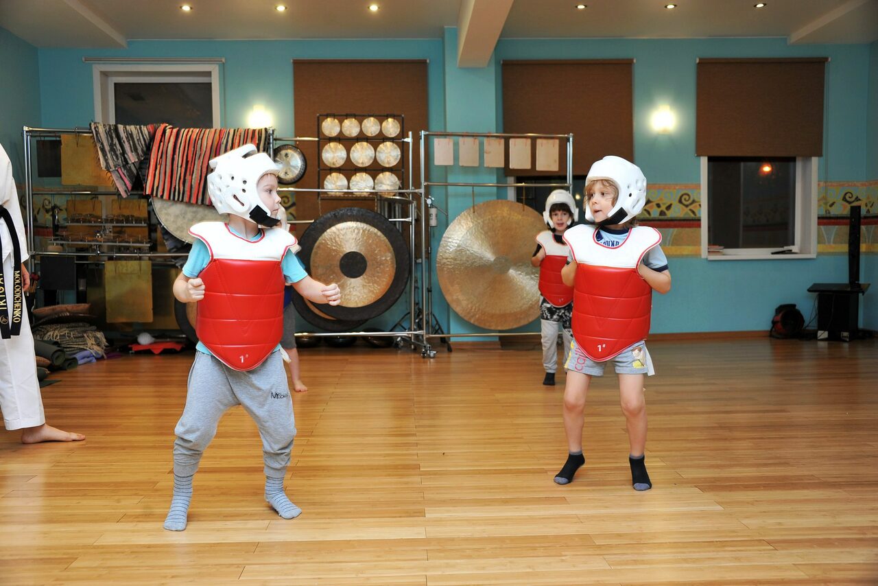 Арендовать Семейный центр интегрального развития "Древо Зал с зеркалами