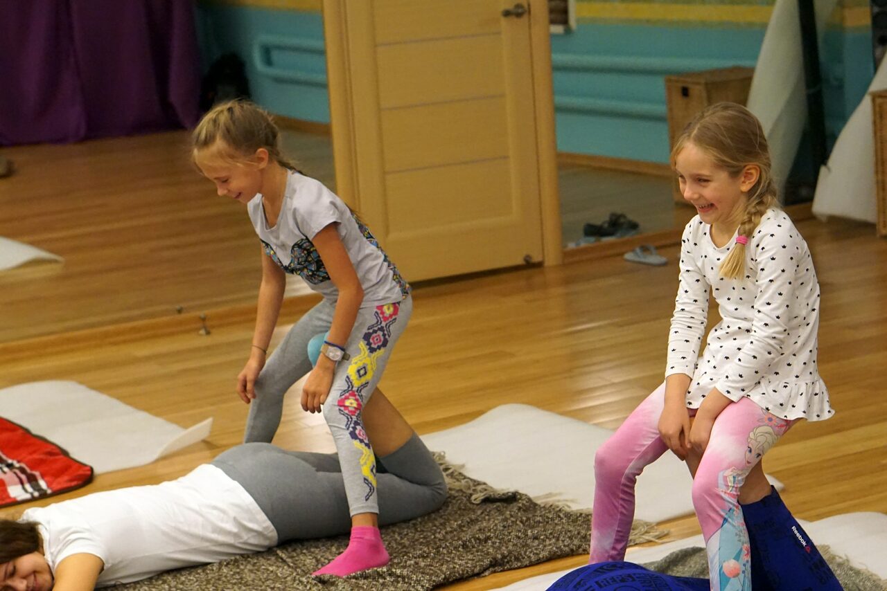 Арендовать Семейный центр интегрального развития "Древо Зал с зеркалами