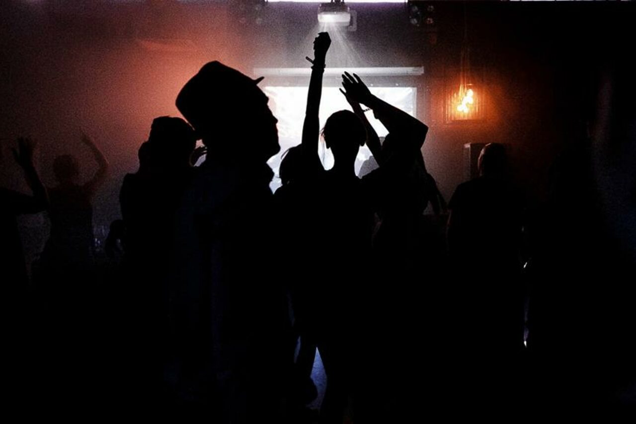 Арендовать Offshore Bar