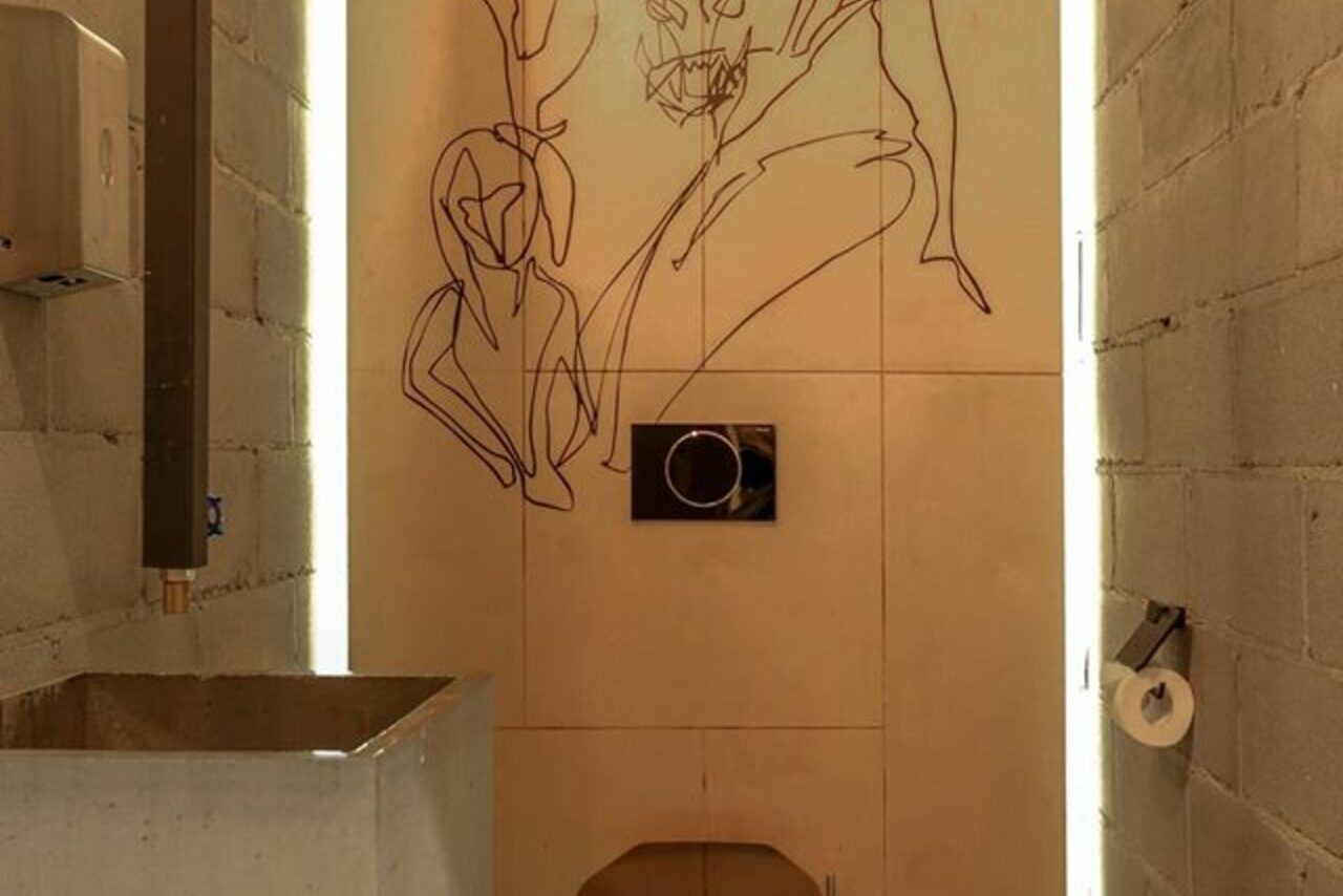 Арендовать Offshore Bar