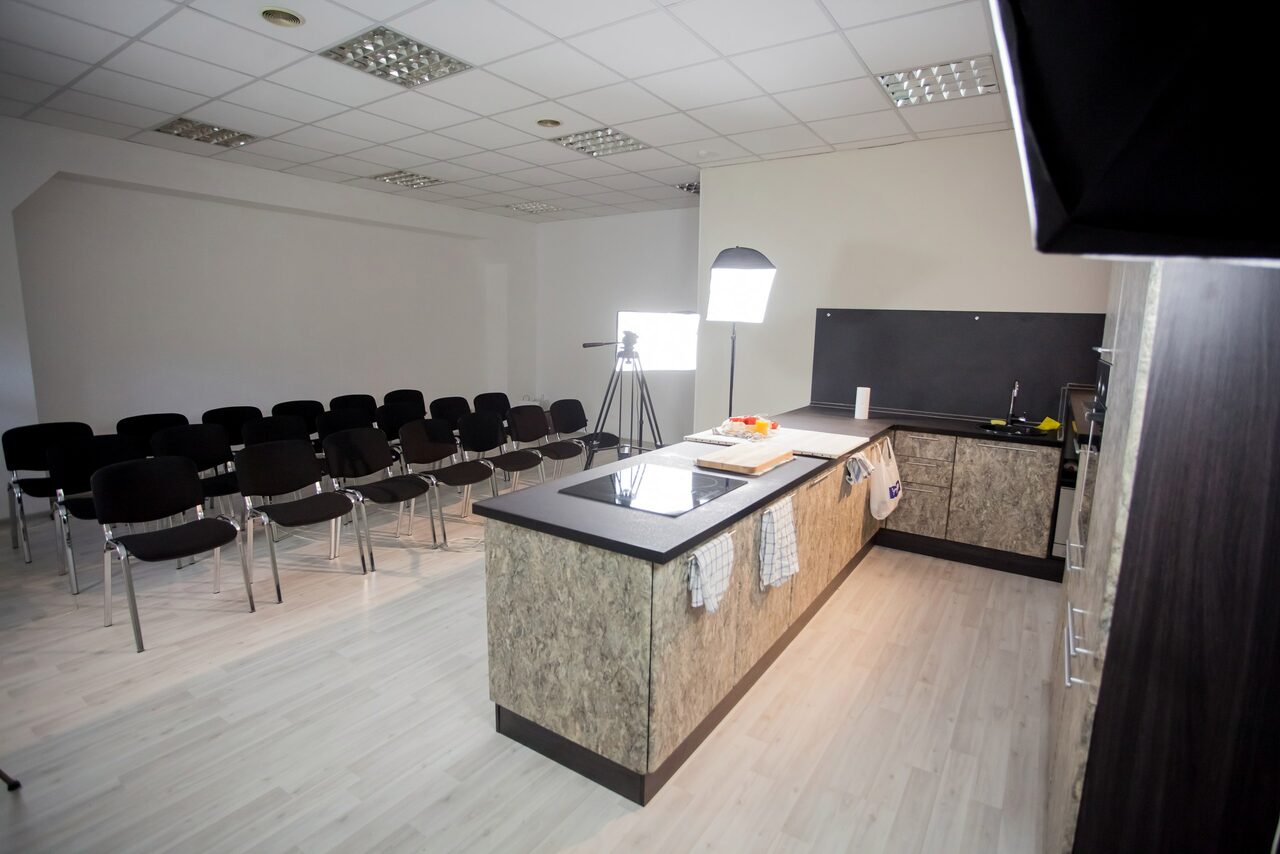 Арендовать Кухня-студия для проведения кулинарных мастер-классов  