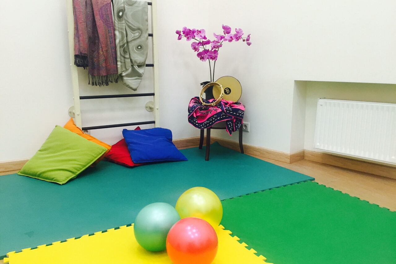 Арендовать Центр психологической помощи "Просвет"