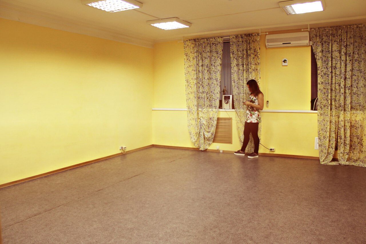 Арендовать Зал с ковровым покрытием