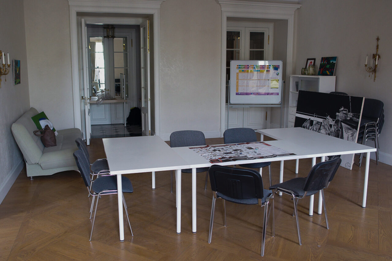 Арендовать My Language Space Светлая аудитория с красивым видом