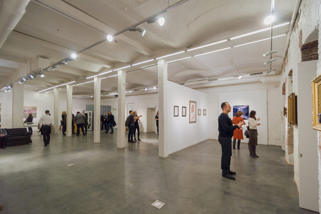 Арендовать Арт-агентство Красное/Черное