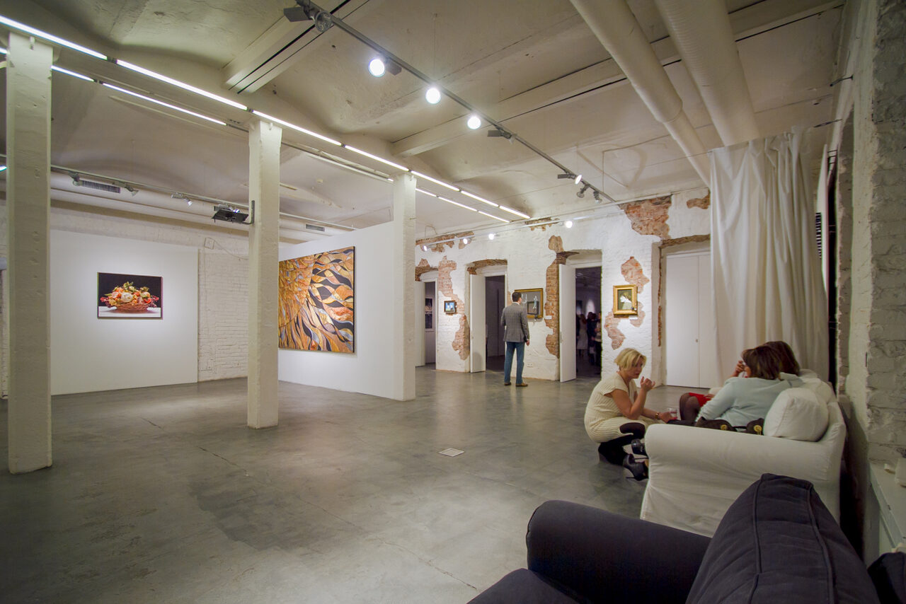 Арендовать Арт-агентство Красное/Черное