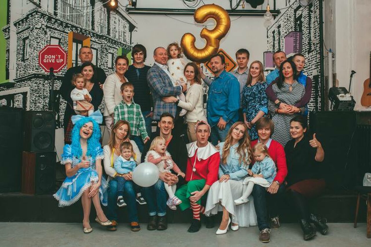 Арендовать Стильный лофт со сценой и звуком