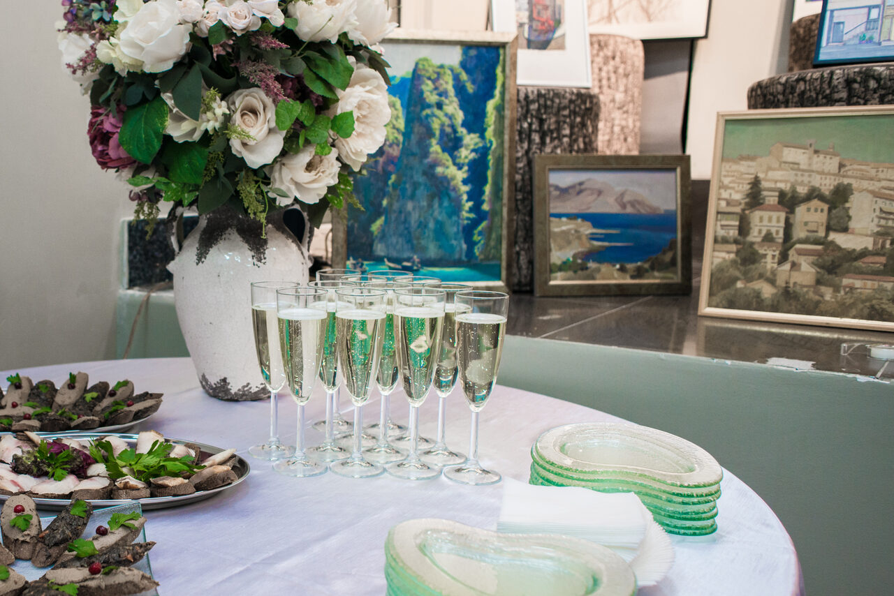 Арендовать Custos Hotels Мини-лофт в центре Москвы