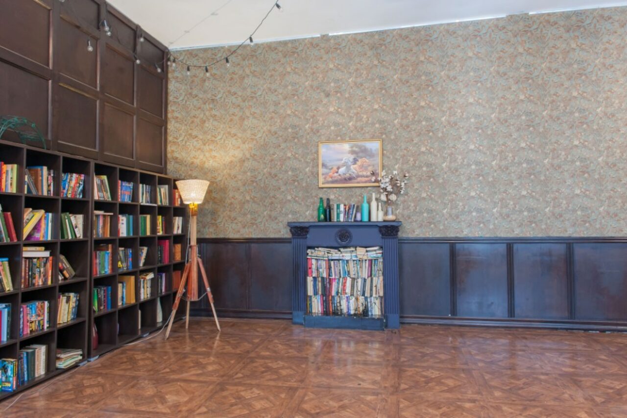 Арендовать Лофт Фарфор. Стильный лофт с колоннами 