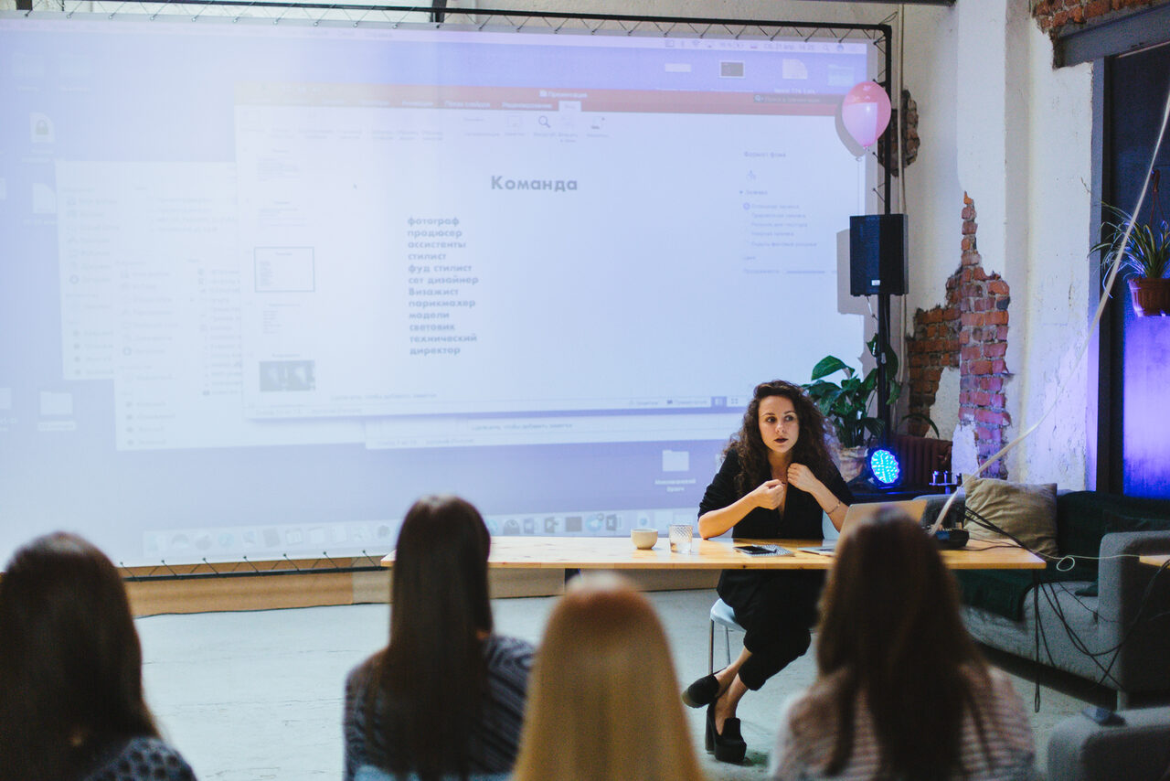 Арендовать Otherside. Лофт со стеклянным куполом 