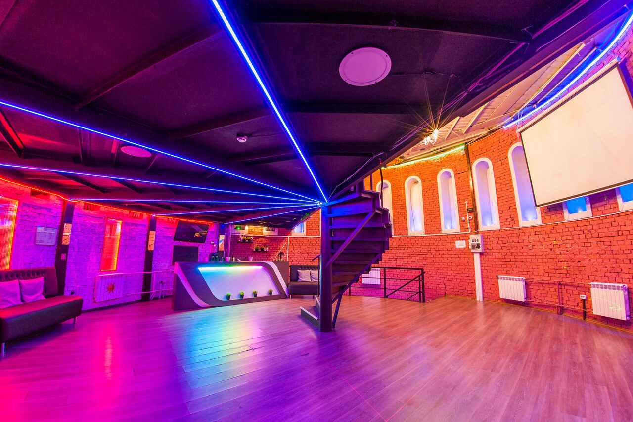 Арендовать Art-Studio Artefact Свадебный лофт в башне