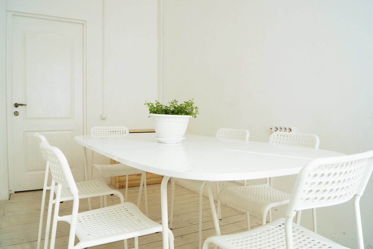 Арендовать Креативный дом От ума. Светлая мастерская