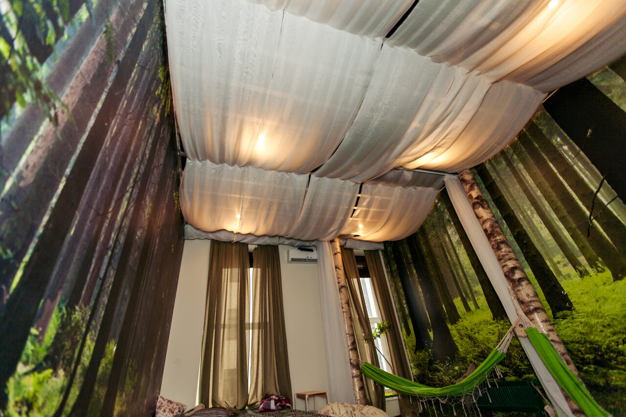 Арендовать Зал с приятной атмосферой природы