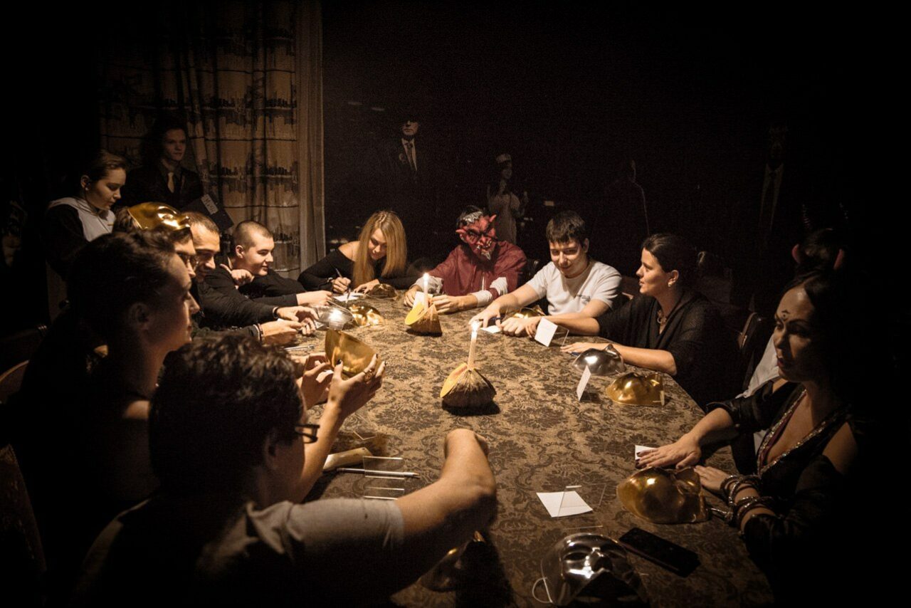 Арендовать Зал с большим круглым столом