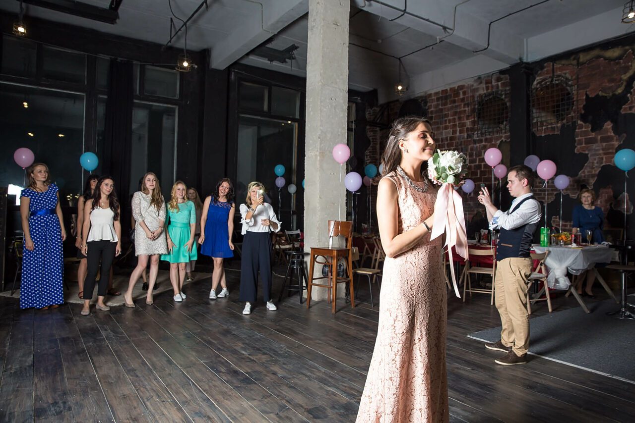 Арендовать Obscur Studio Лофт с витражными окнами