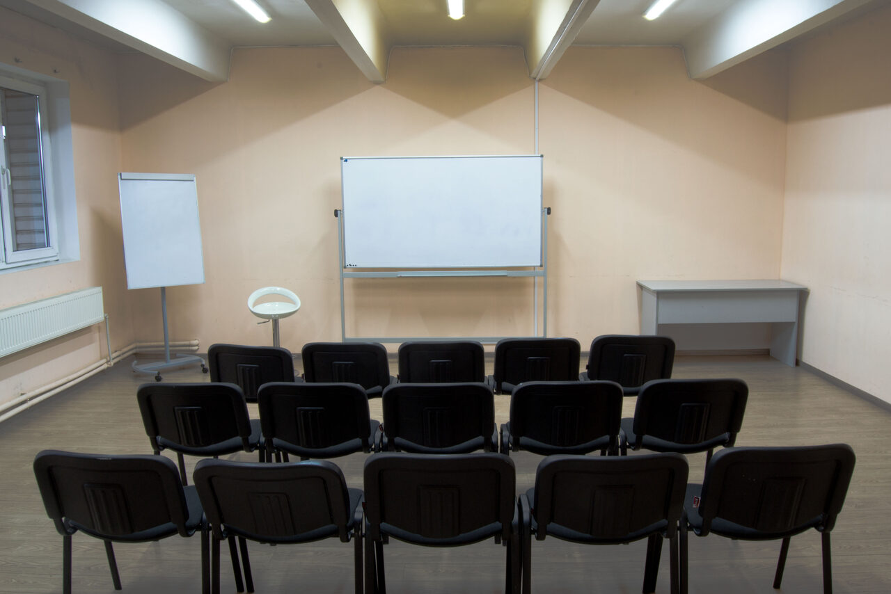 Арендовать Арткрыша "Прага"