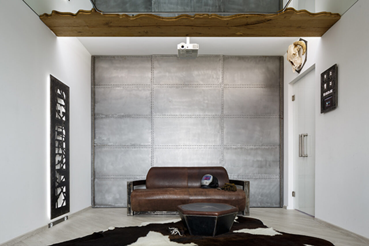 Арендовать Пространство в индустриальном стиле для вечеринок