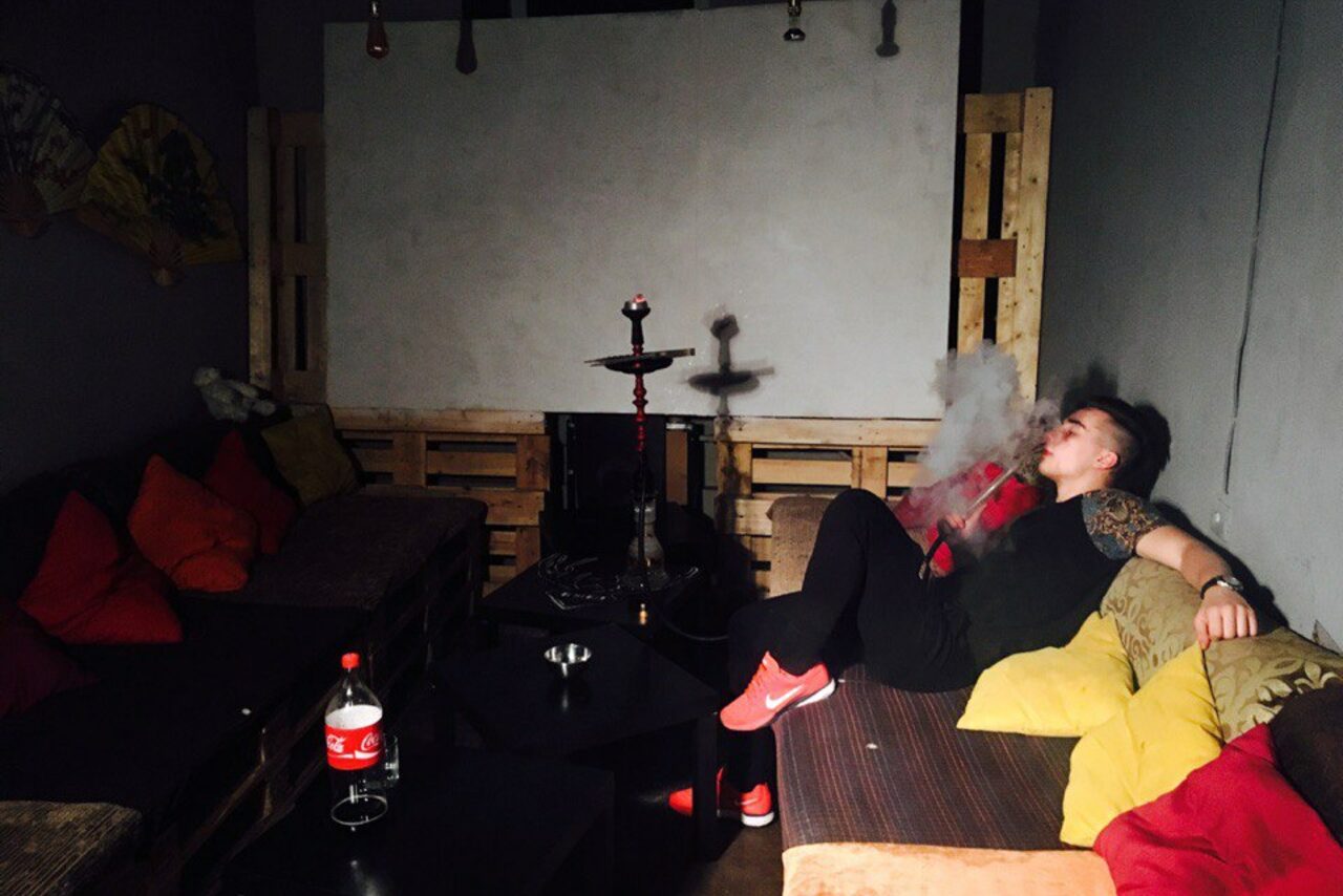 Арендовать Oh, my deer! Кинозал в кальянном клубе