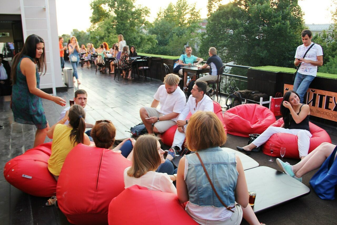 Арендовать Летняя веранда на крыше в центре Москвы