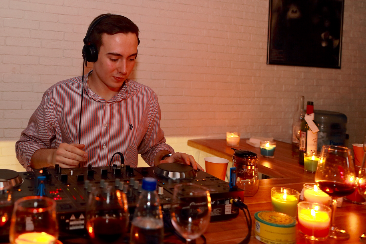 Арендовать Лофт с интеллектуальной игрой