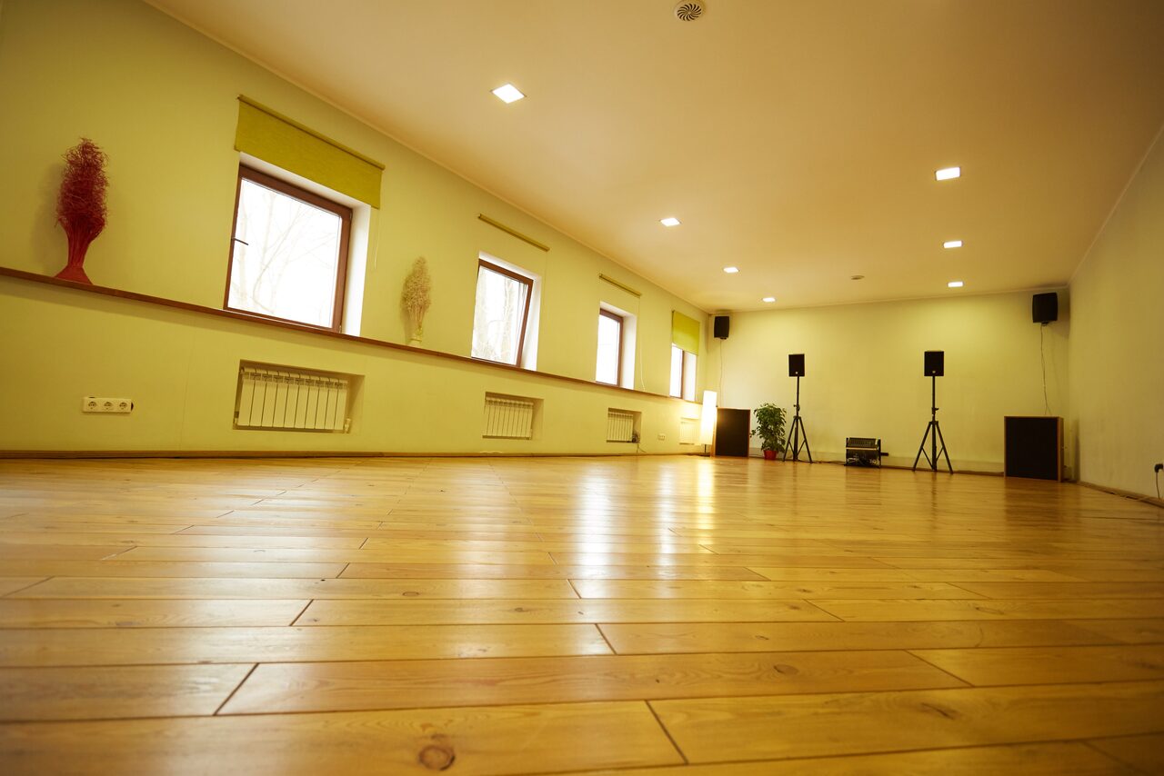 Арендовать Бесценные Дары Тренинг-зал с оборудованием