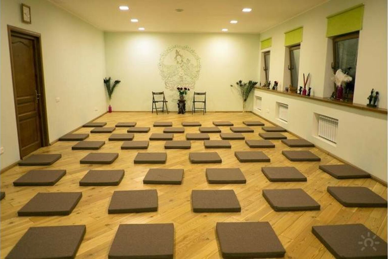 Арендовать Бесценные Дары Тренинг-зал с оборудованием