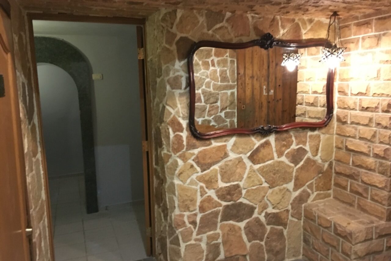 Арендовать Универсальная площадка для вечеринок с аква зоной