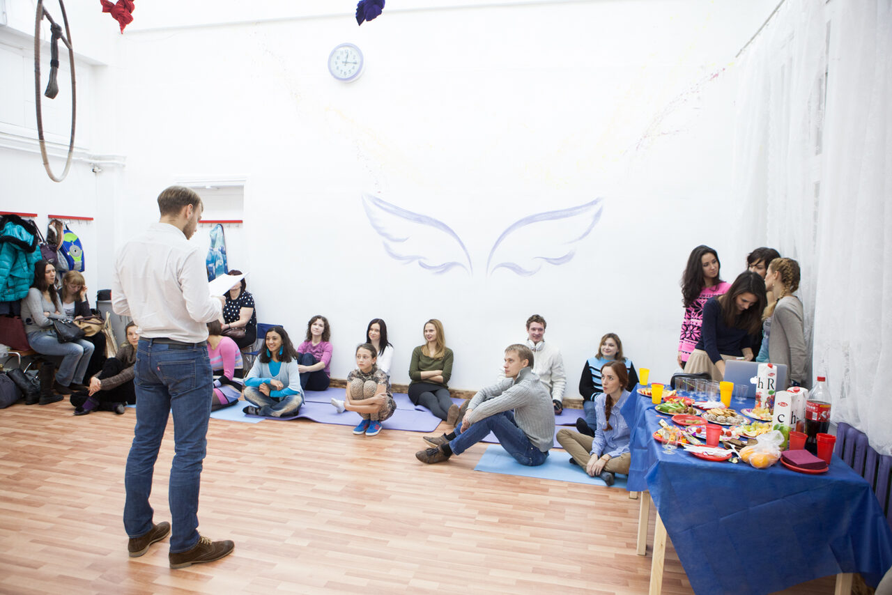 Арендовать Зал с повесами для воздушной гимнастики