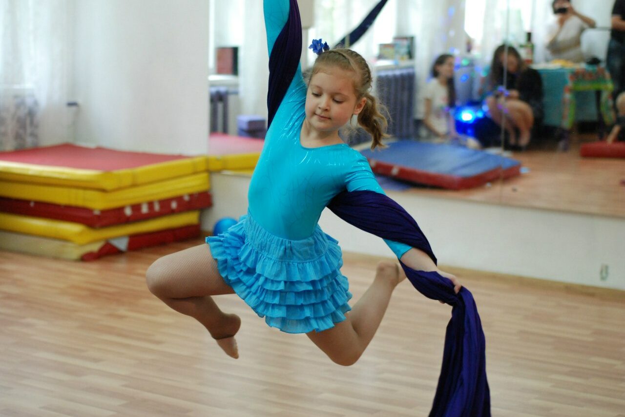 Арендовать Зал с повесами для воздушной гимнастики