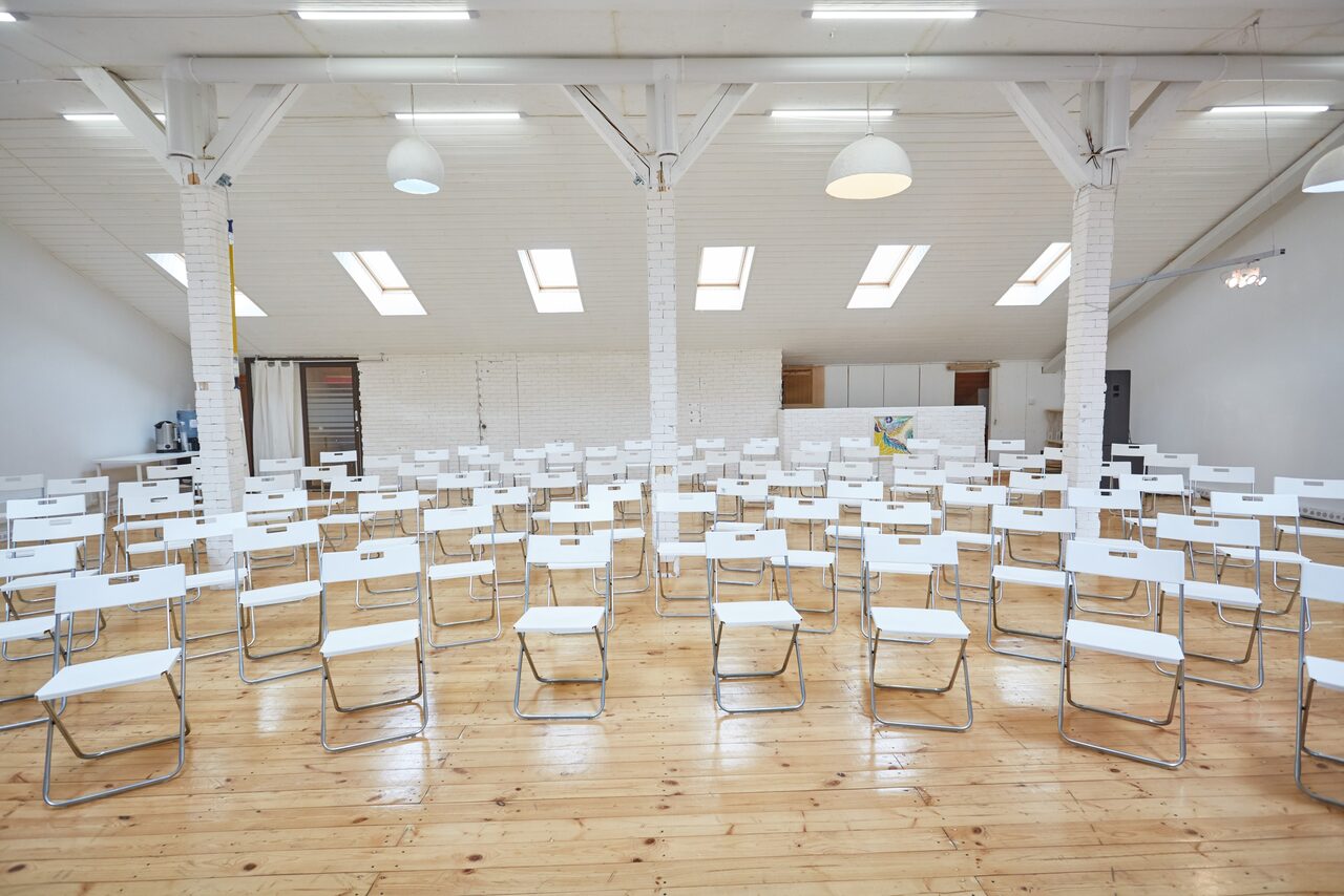 Арендовать Бесценные Дары Зал-лофт с оборудованием