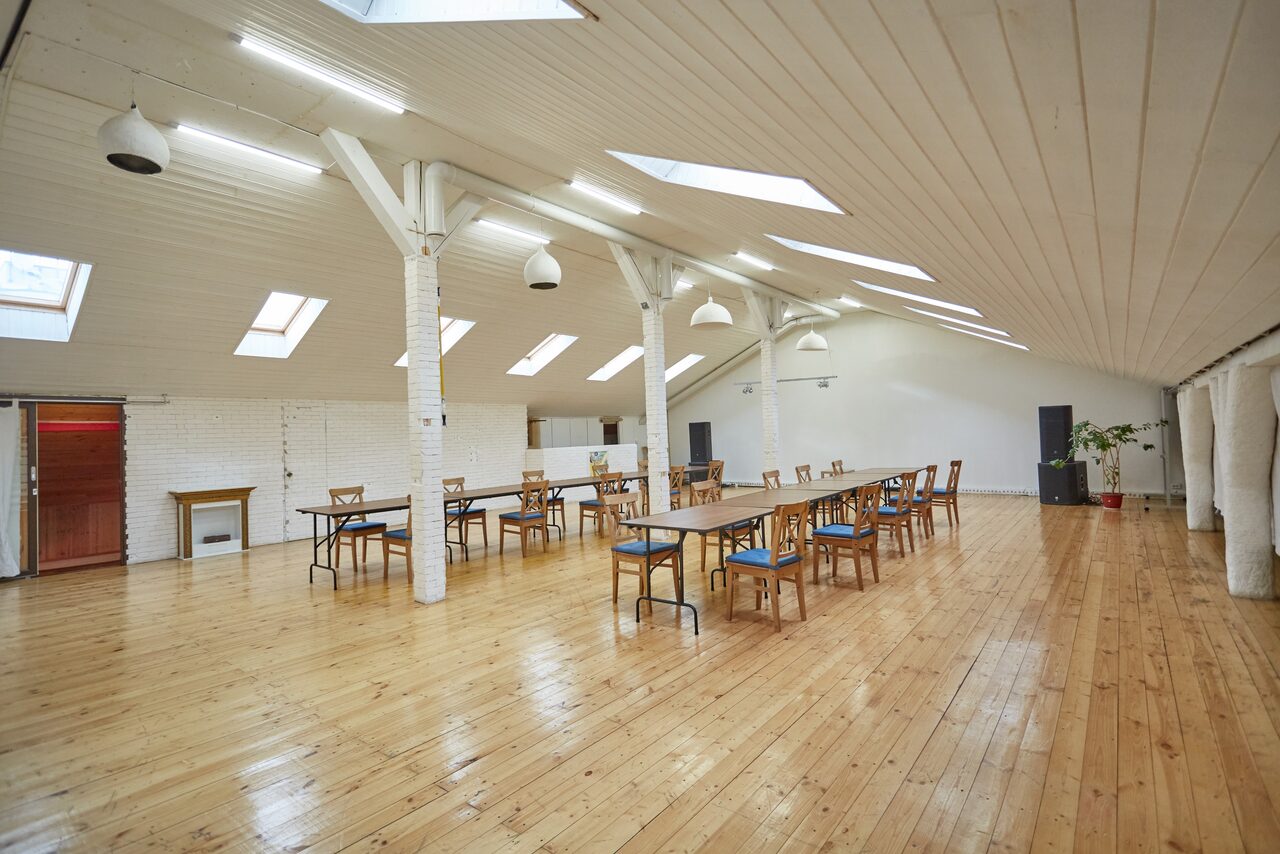 Арендовать Бесценные Дары Зал-лофт с оборудованием