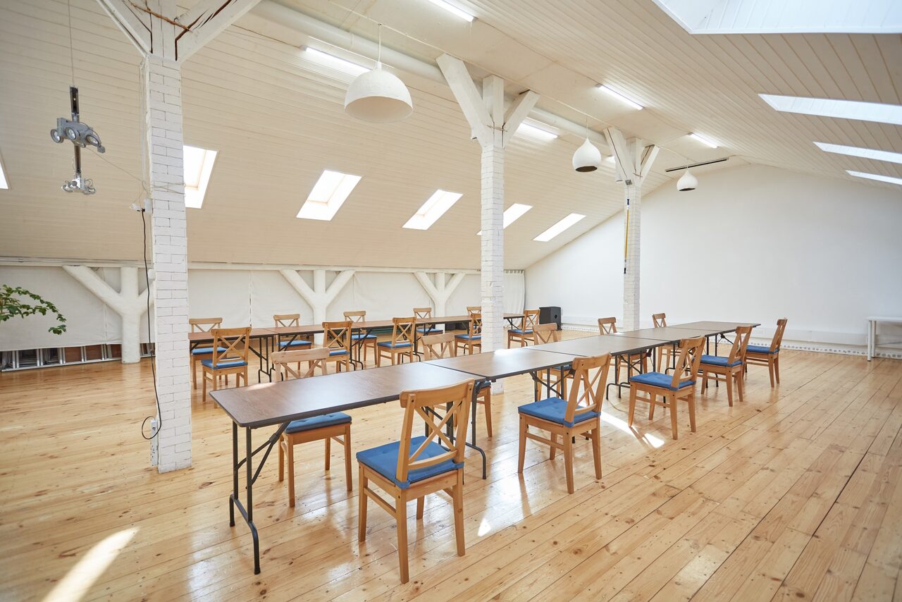 Арендовать Бесценные Дары Зал-лофт с оборудованием