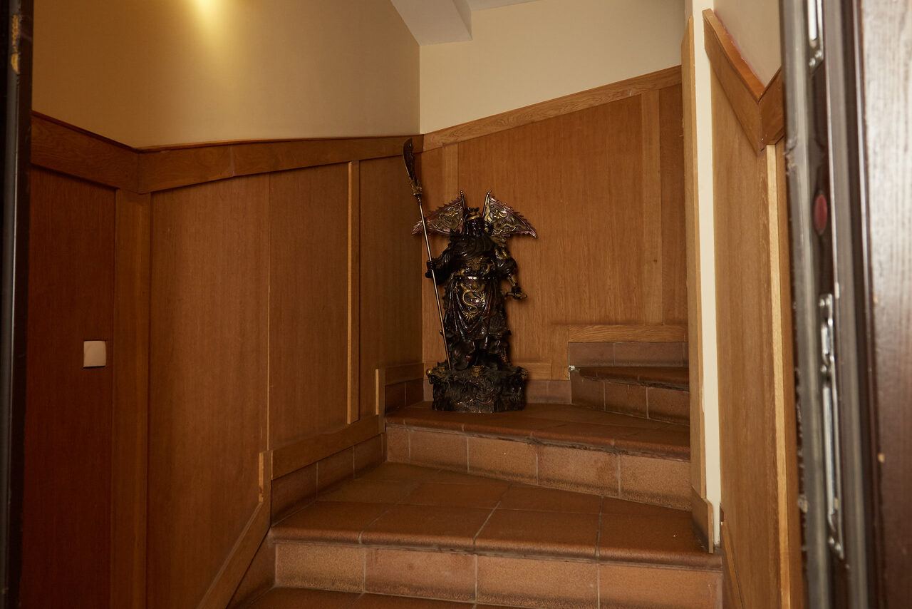 Арендовать Бесценные Дары Зал-лофт с оборудованием