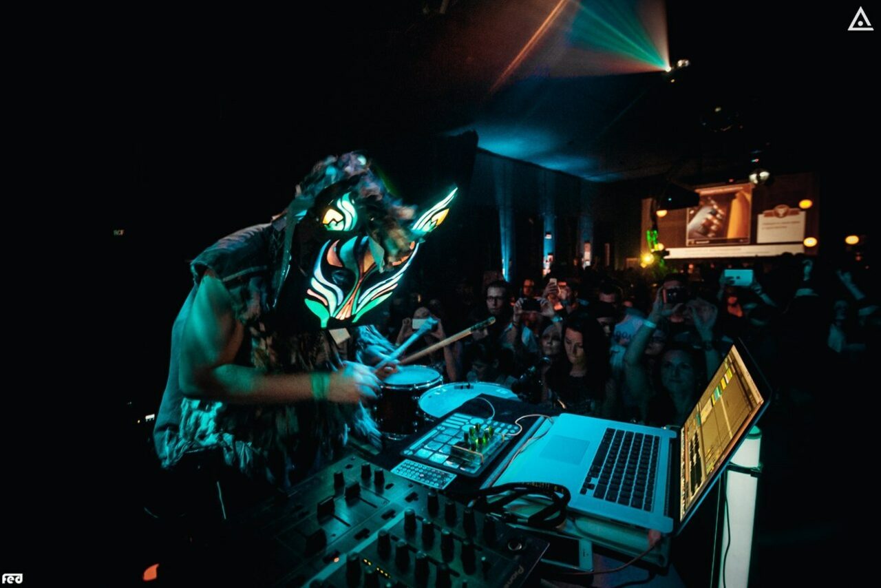 Арендовать Клуб Море